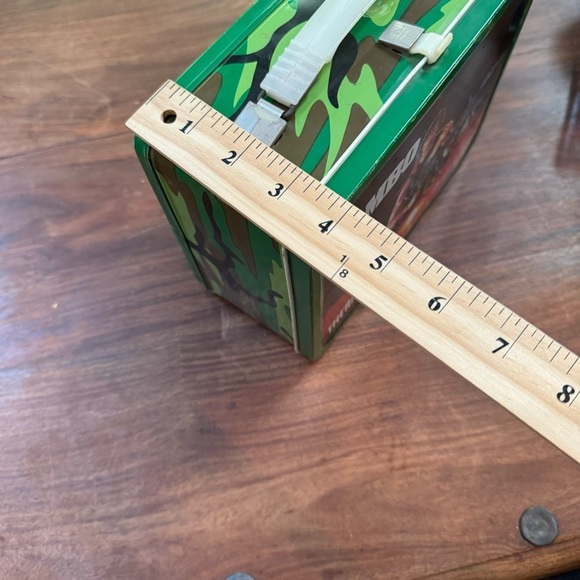 1985 TM Anabasis Investments Vintage Rambo Metal Lunch Box Sylvester Stallone - Picture 2 of 12